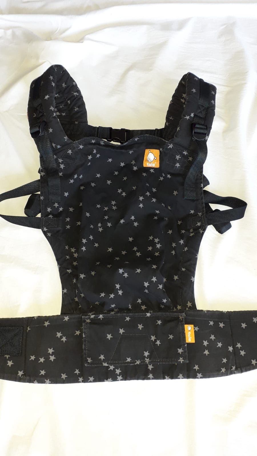 Tula Free to Grow Discover draagzak in zwart met kleine sterren